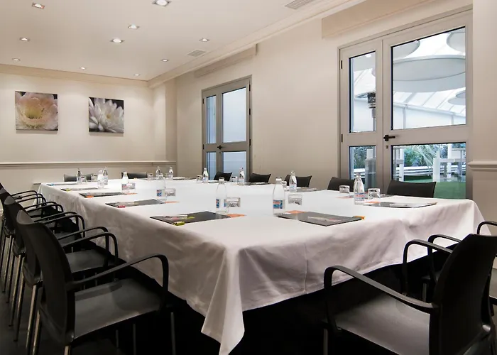 Silken Reino De Aragon 4*