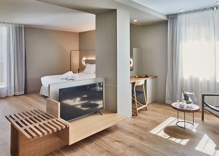 Otel Silken Reino De Aragon